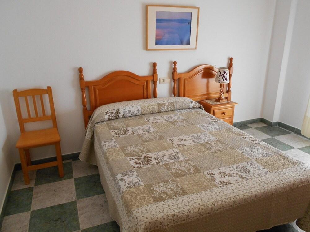 Hostal San Andres การ์โบเนรัส ภายนอก รูปภาพ
