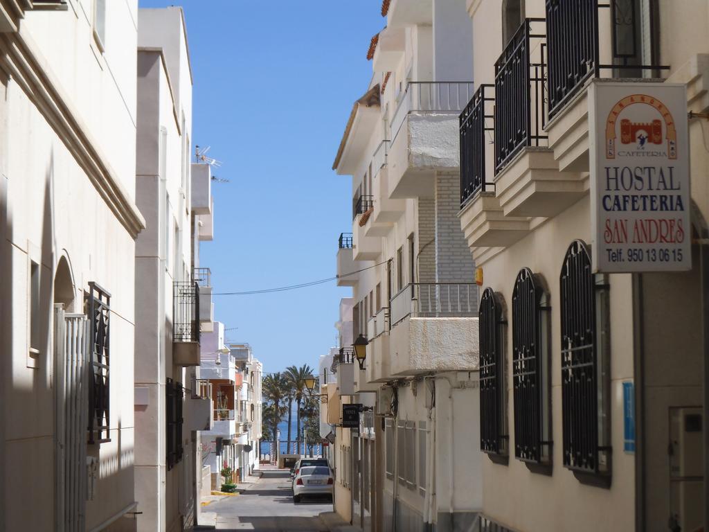 Hostal San Andres การ์โบเนรัส ภายนอก รูปภาพ